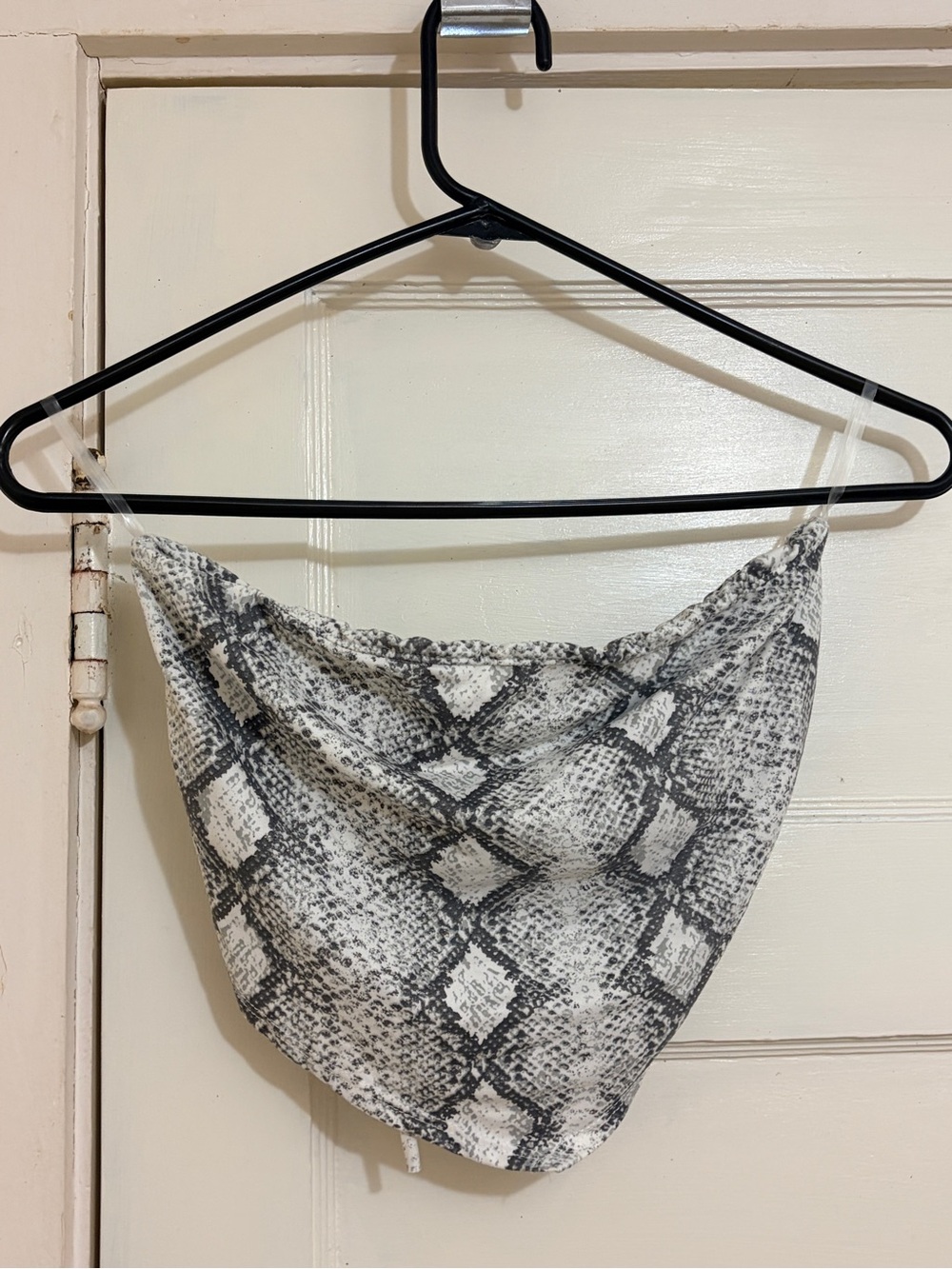 Snake-Print Crop Top in Gray and White